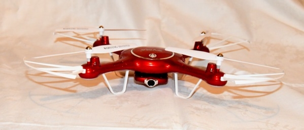 Syma X5UW: levný dron s kamerou