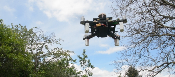 Jak jsem stavěl dron. Díl 2: Přistávací nohy nejsou prkotina