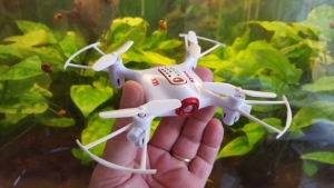 Syma X21: Miniaturní dron nejen na hraní